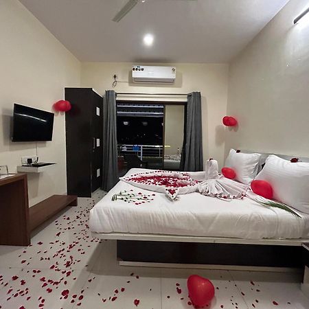 Trattino Resorts 潘奇加尼 外观 照片