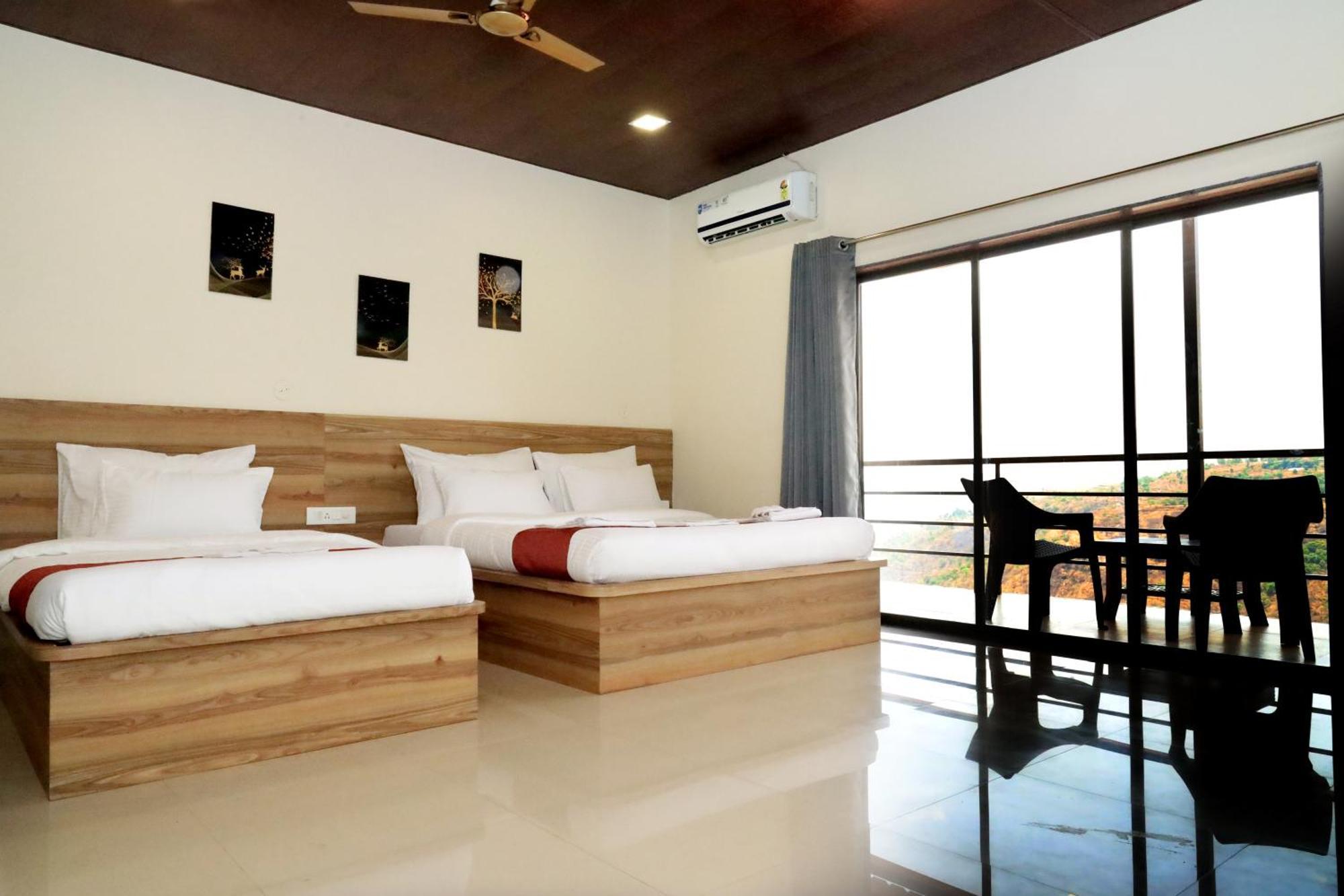 Trattino Resorts 潘奇加尼 外观 照片