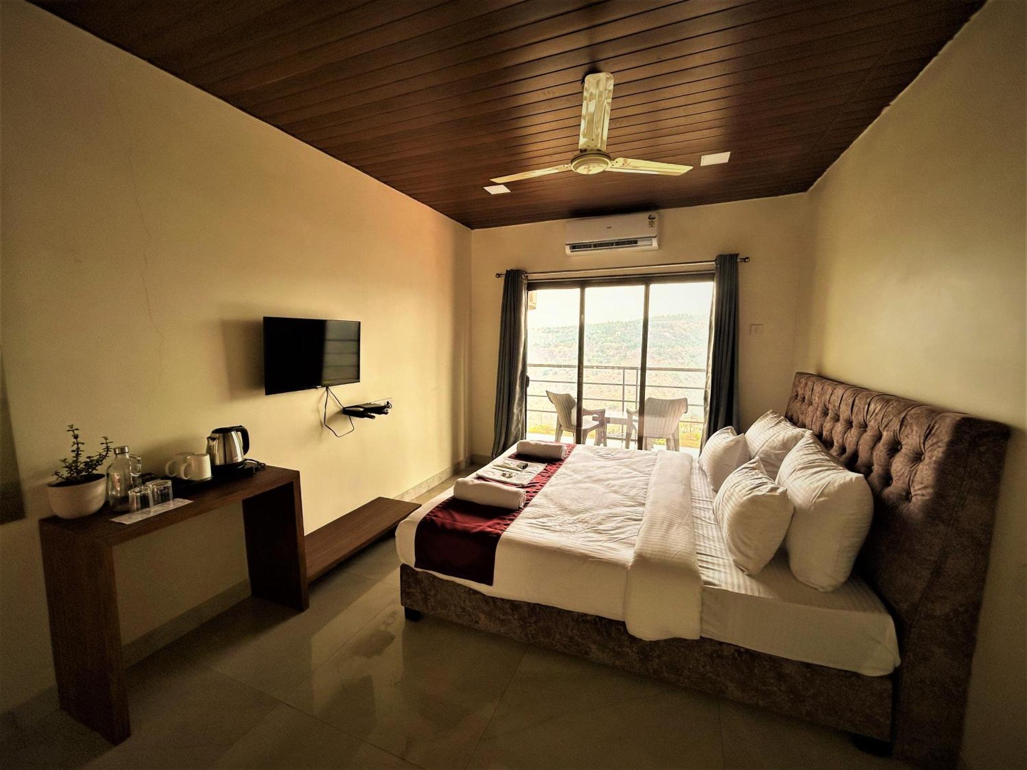 Trattino Resorts 潘奇加尼 外观 照片