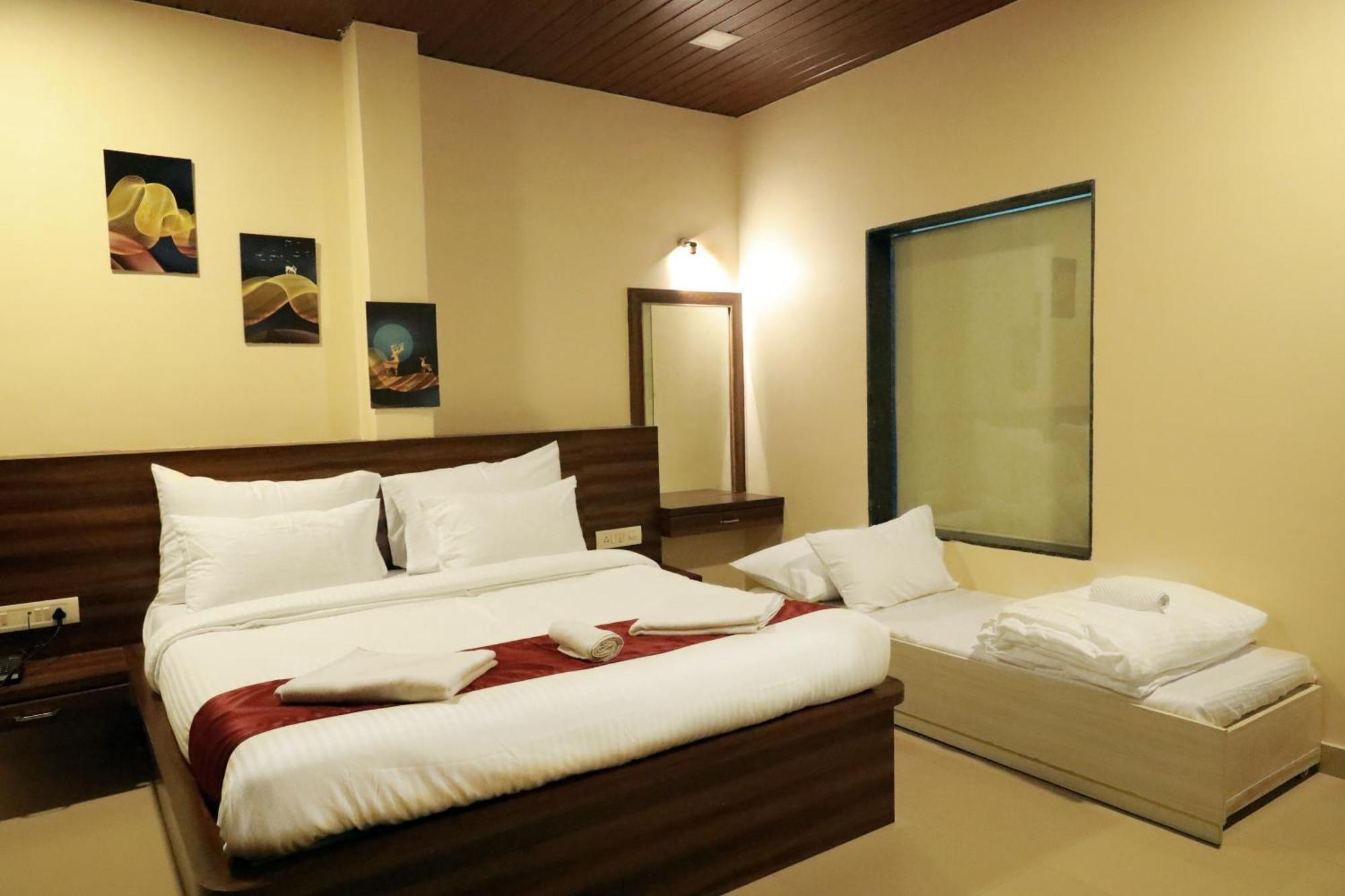 Trattino Resorts 潘奇加尼 外观 照片